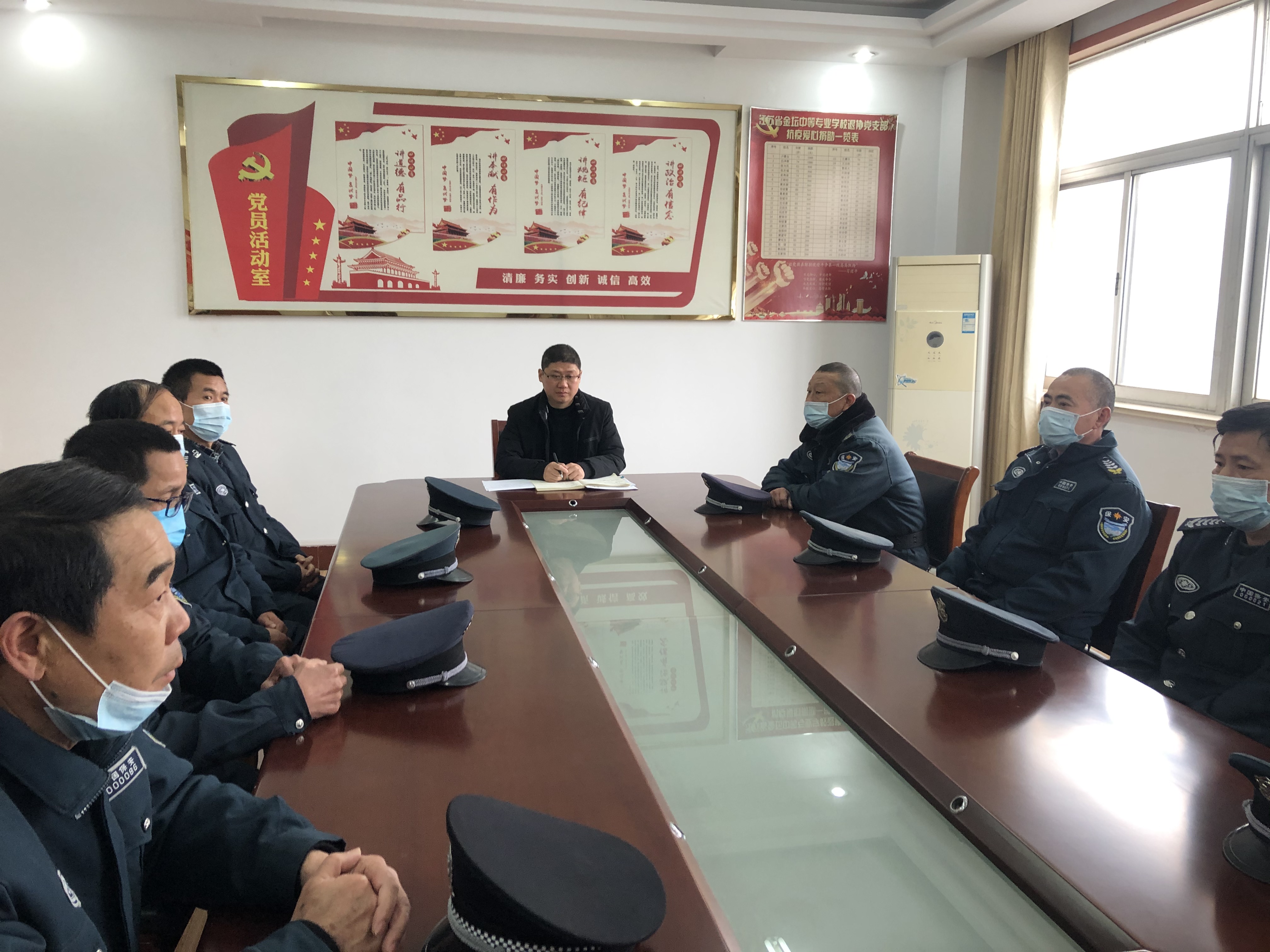 筑牢安全底线，打造平安校园 ——学生工作（保卫）处组织召开2021年春学期校园安全保卫工作会议