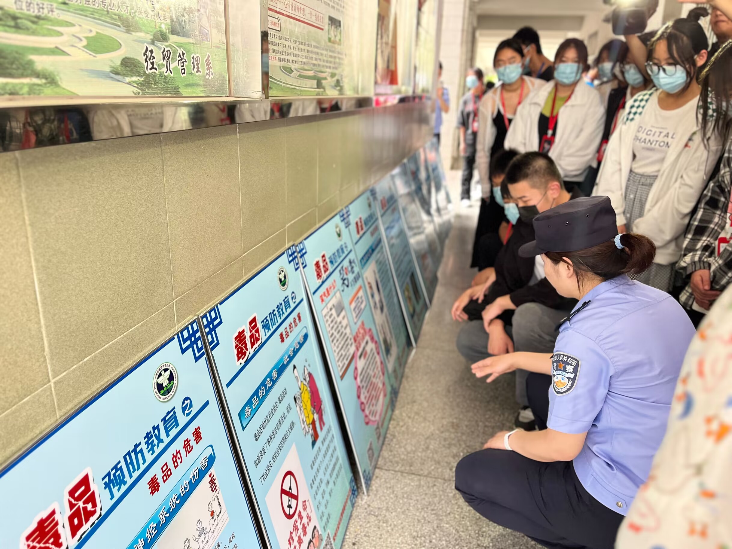 无毒校园，护航青春——开云足球(中国)股份有限公司官网禁毒禁烟宣传活动进校园