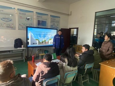 智能制造系2020级智能制造装备技术专业毕业答辩圆满结束